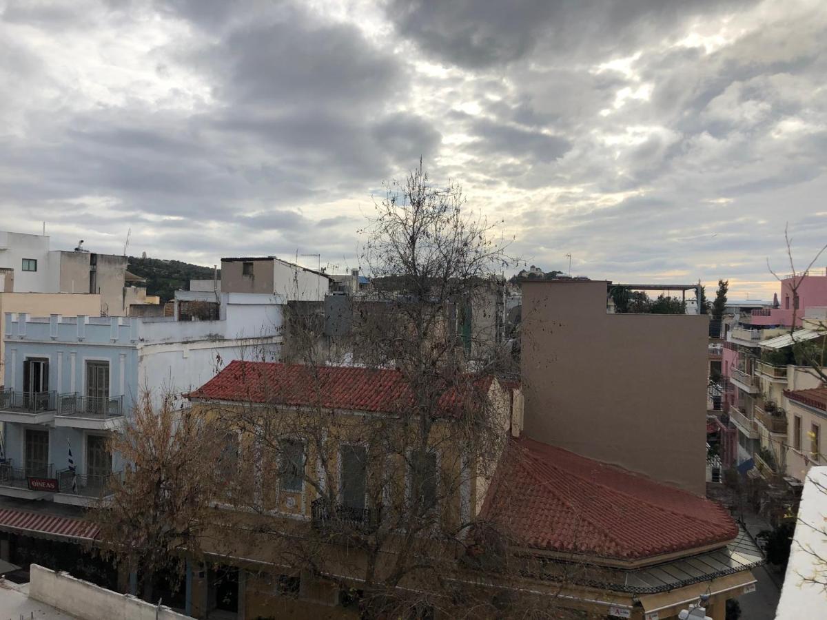 Cozy Studio Apartment In The Heart Of Атина Екстериор снимка